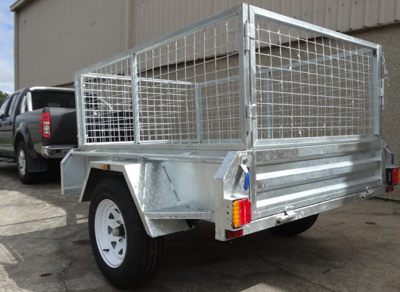 Tipper with 600mm Cage 9